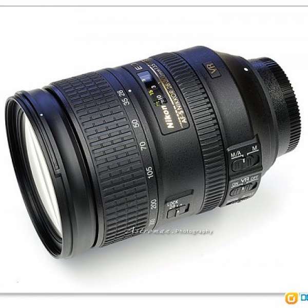 Nikon AF-S Nikkor 28-300mm f3.5-5.6G