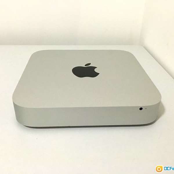Mac mini (Late 2014) I5 ，邊有小崩，有盒有保，連有線KEYBOARD