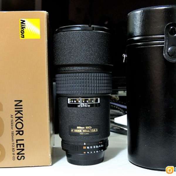 Nikon AF 180mm f/2.8 D