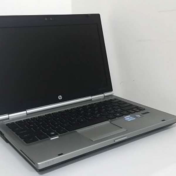 HP Elitebook 2560p / i7-2620M /  4G / 160G SSD 電約可用4-6小時