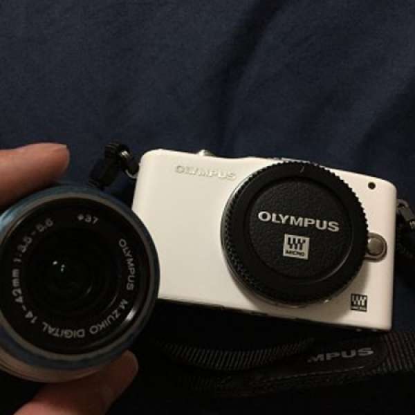 Olympus E-pm1 相機小用有盒