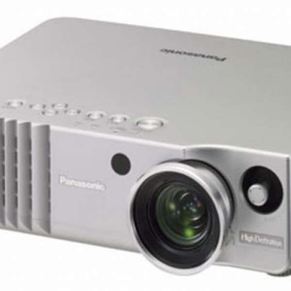 Panasonic PT-AE700E(壞在燒燈膽),送10米HDMI 線