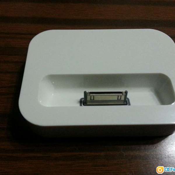 90% New Apple iPhone4 Dock 插電座 MC360ZM/A