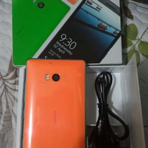 Microsoft Lumia 930 (橙色)