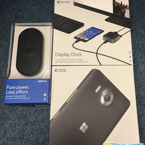 99%新 Lumia 950 + Display Dock 行貨