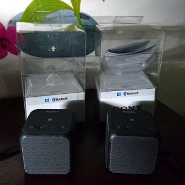 95%新 Sony SRS-X11 黑色 藍芽喇叭一對 Bluetooth Speaker 行貨