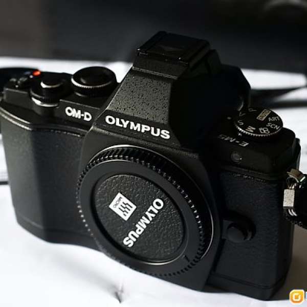 Olympus OMD EM5 Elite Black  body (99% new)