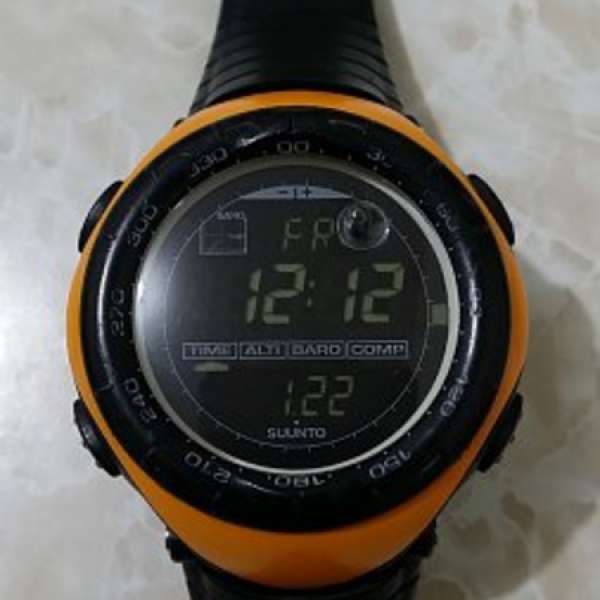 Suunto Vector (Yellow Colour)