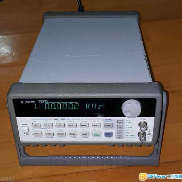 Agilent Function Generator 33120A 訊號產生器