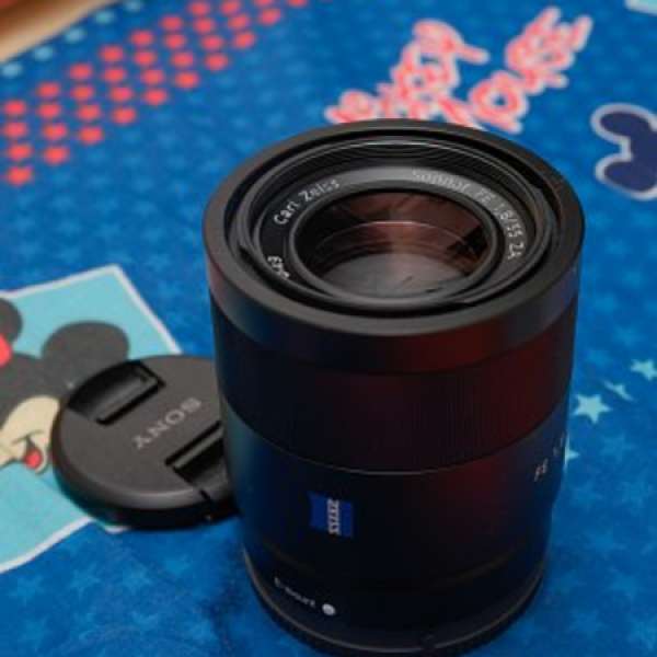 Sony Zeiss Sonnar 55mm F1.8 SEL55F.8 FE (行)