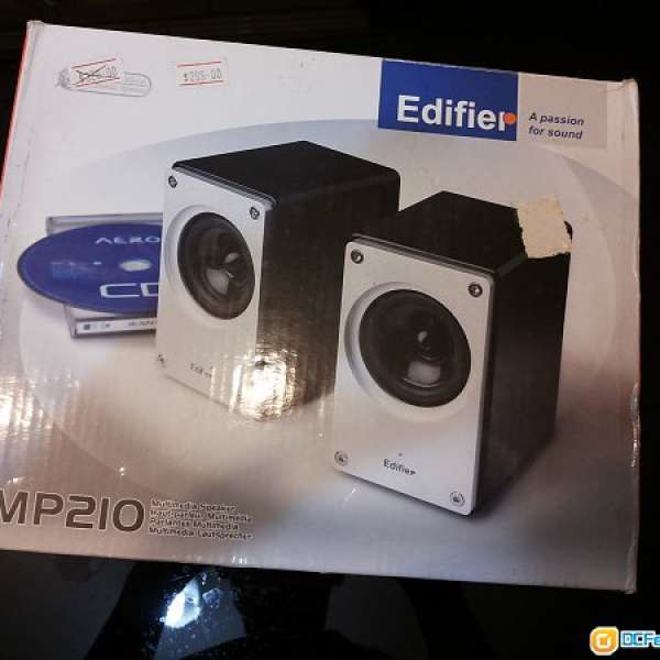 全新Edifier multimedia speaker (多功能數碼揚聲器）