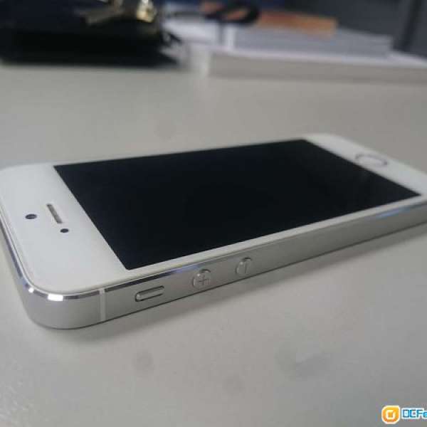 iPhone 5S (Silver) 16G 90% NEW