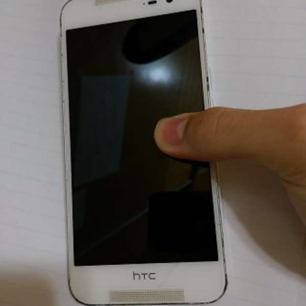 HTC Butterfly 2 白色 最抵S801 防塵防水旗覽機