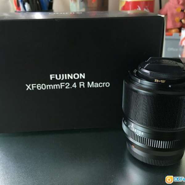 Fujifilm XF60mmF2.4R Marco (連金屬遮光罩 & B+W UV-Haze filter)