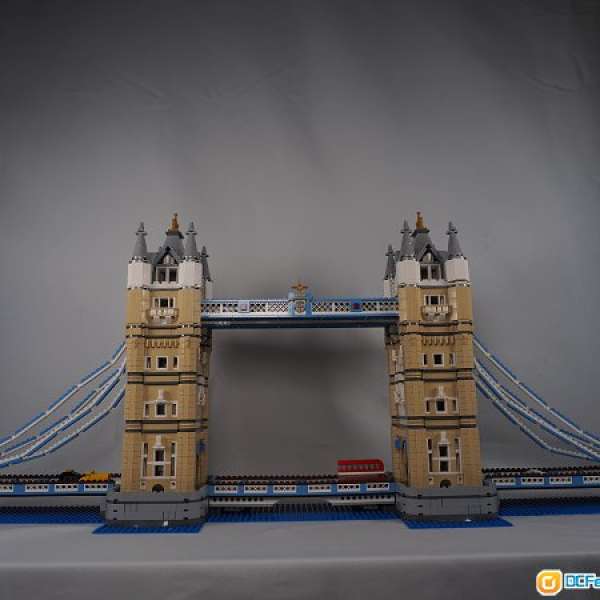 lego tower bridge 10214 completed