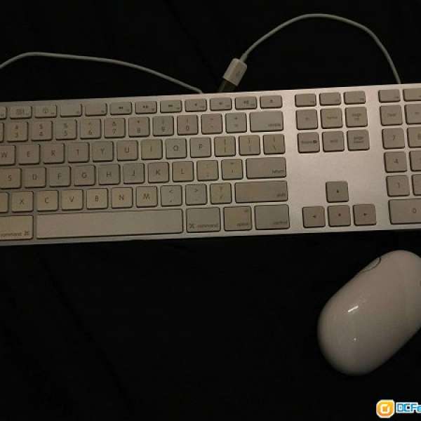 Apple Keyboard with Numeric Keypad + Apple Mouse USB Mac