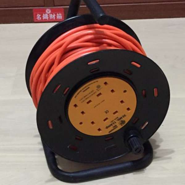 電線拖轆 Electric extension cord reel