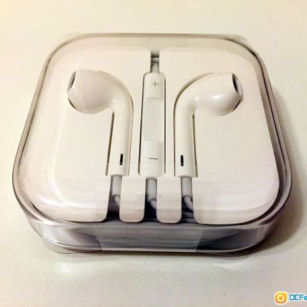 平出讓: Apple Ear Phone brand new, unopened