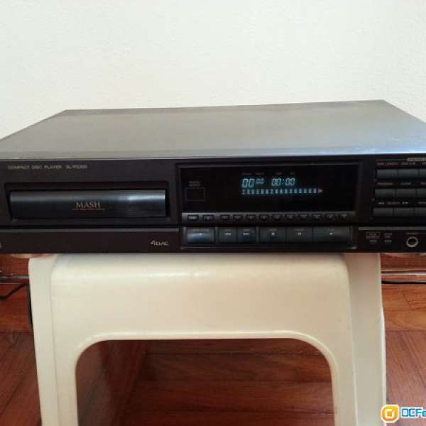 Technics SL-PG300 CD player