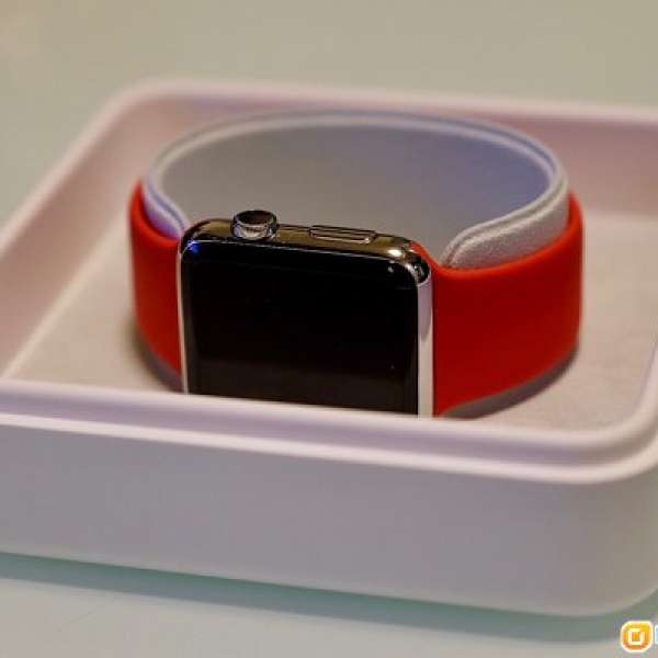 Apple Watch 第一代 42mm 不鏽鋼錶殼配紅色運動錶帶