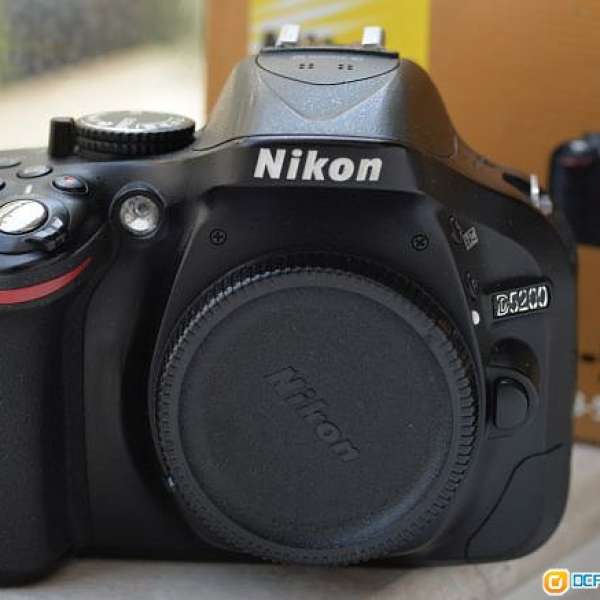 Nikon D5200 Body