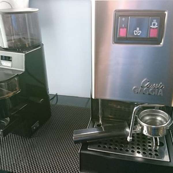 二手Giggia Class半自動咖啡機 連 研磨機