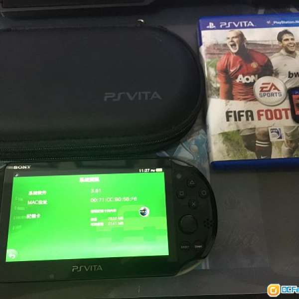 放PSV2006 黑色卡其連2games mon貼 8GB卡