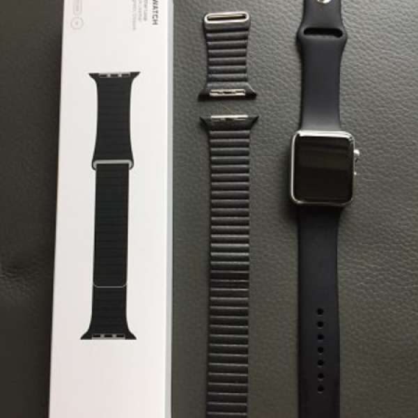 Apple Watch Series 1, 42mm不繡鋼錶殼配黑色運動錶帶