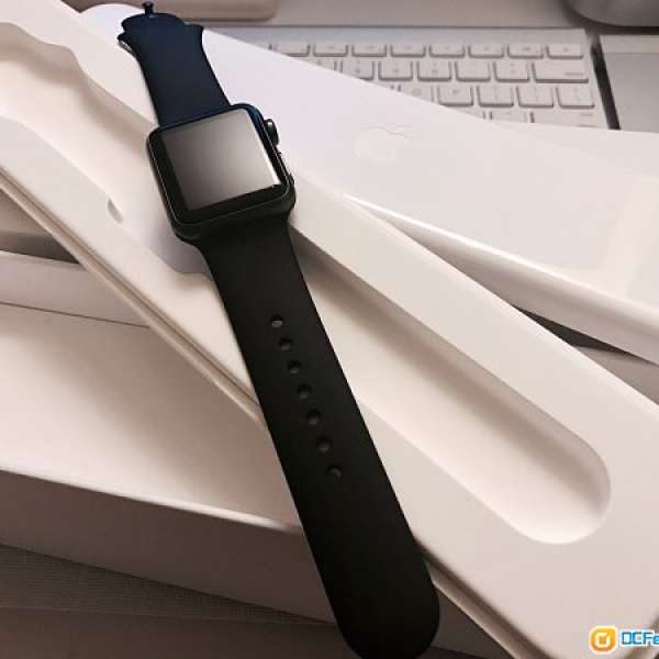 99%新第一代Apple Watch Sport 38mm Space Gray Aluminium