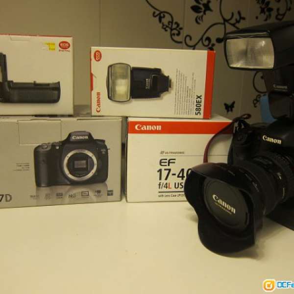 Canon EOS 7D + Canon EF 17-40mm f/4.0L USM