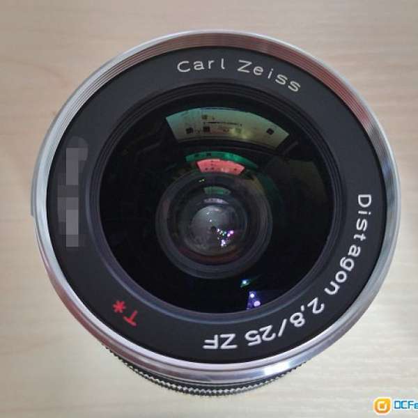 Zeiss Distagon T* 25mm f/2.8 ZF Nikon MF Sony A7