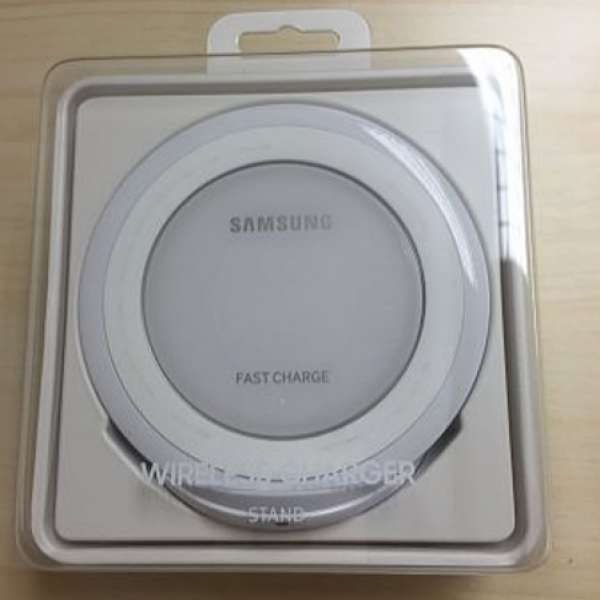 全新Samsung 原装無線閃充電座(新款)