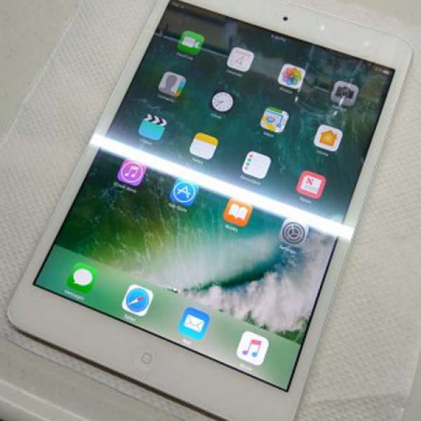 90%新 ipad mini 2 wifi版本 32gb 白色 ios 10 港行