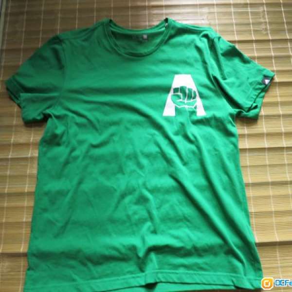 adidas 綠色短袖圓領T-恤