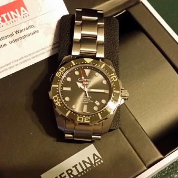 SWISS CERTINA TITANIUM  自動機械潛水錶