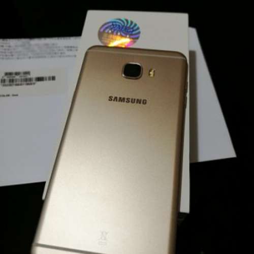 Samsung C7 4+64GB 金色