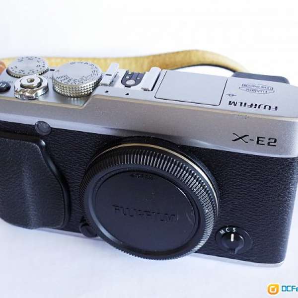 Fujifilm X-E2 銀色 xe2