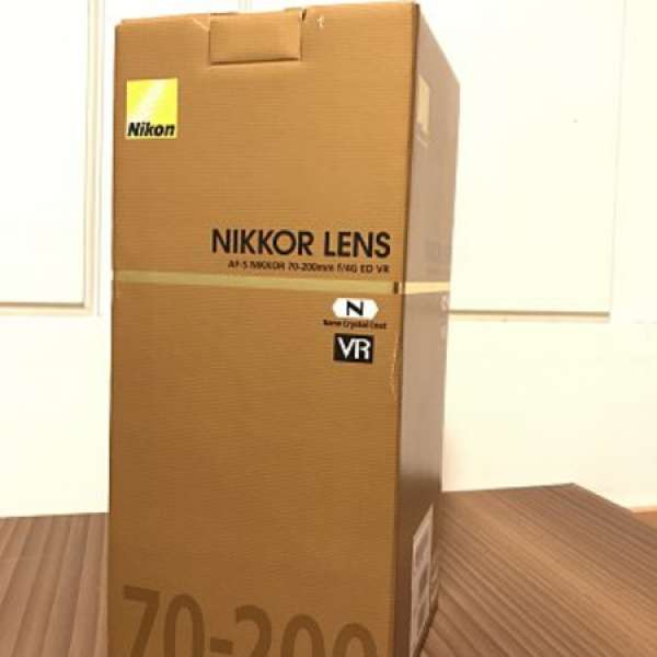 Nikon AF-S 70-200mm f/4G ED VR   (and Kenko filter)