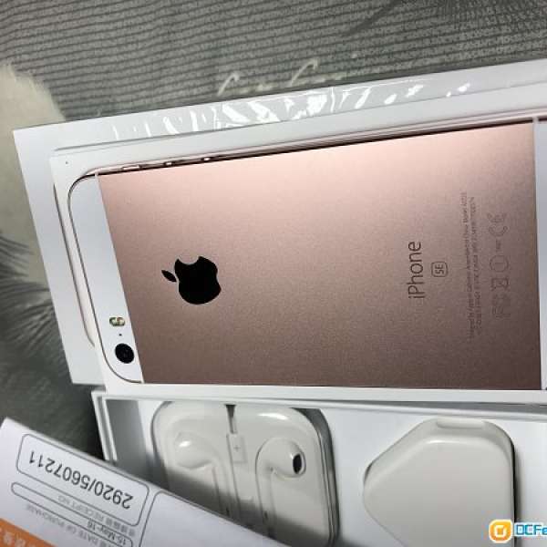 iPhone SE 64g rose gold 玫瑰金 少用 perfect condition