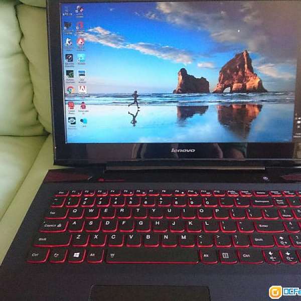 90-95% new lenovo Y50-70 gaming notebook