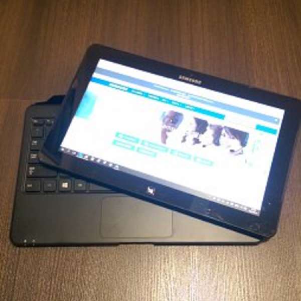 Samsung Tablet Notebook [touch screen]