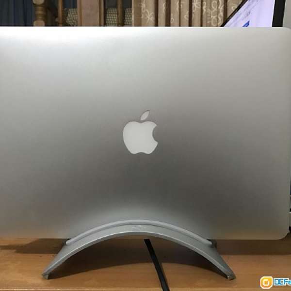Macbook air 2012 13吋 i7 8gb 256gb 頂配 連Dock, Win10 Pro