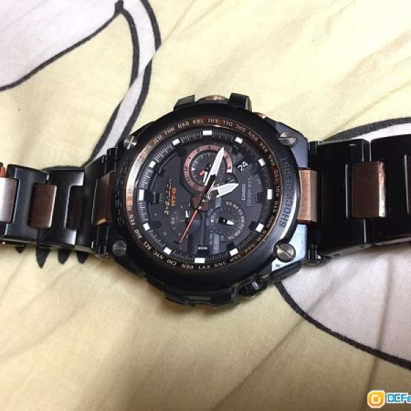 Casio MTG-S1000BD-5ADR 95%New