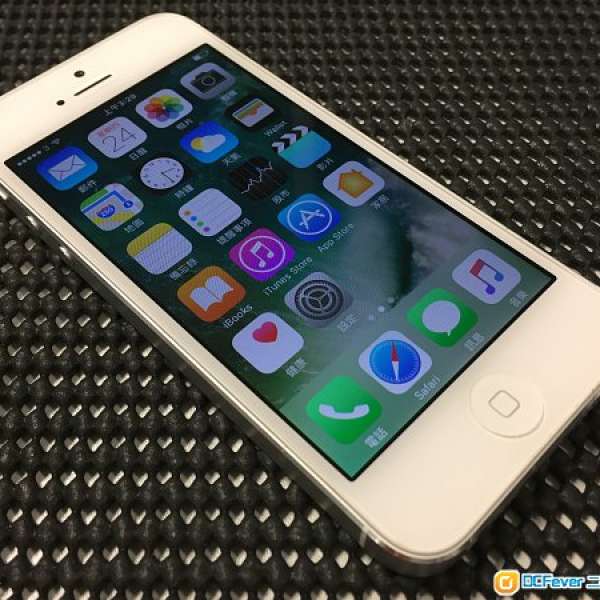 白色9成新iPhone 5 32GB