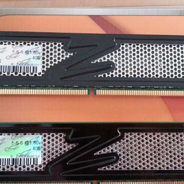 OCZ DDR2 4G內存兩條