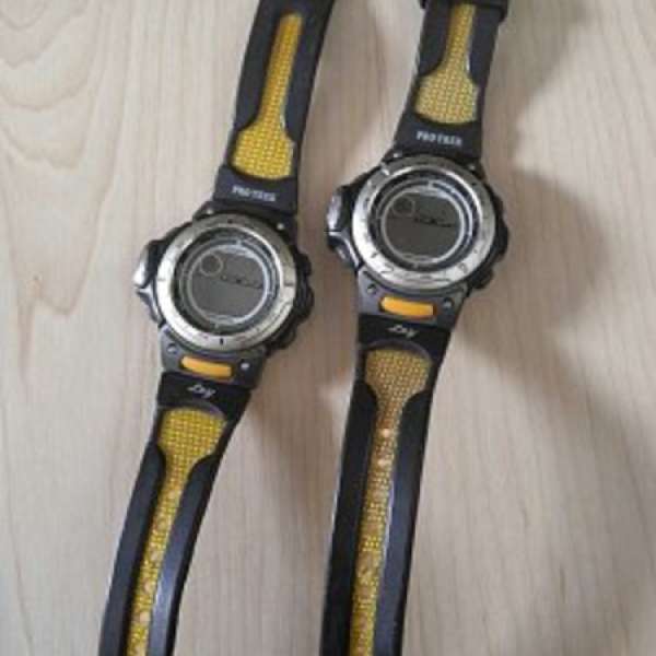 Casio ProTrek 手錶兩隻