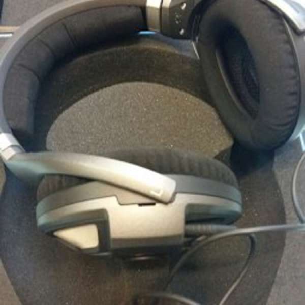 Sennheiser HD 700 Headphone