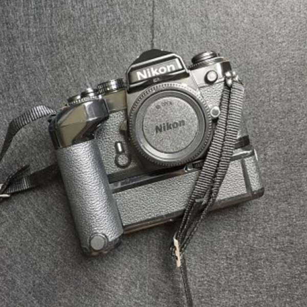 Nikon FE + Md12