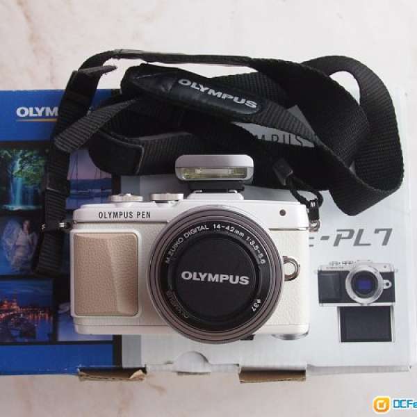 90%新 行貨 過保 Olympus E-PL7 EPL7 EPL-7 白色 連 14-42mm EZ 電動變焦鏡頭 kit set