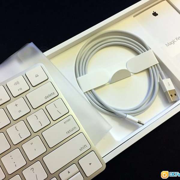 Apple Magic Keyboard 2 - 99 新 MINT CONDITION  ！！